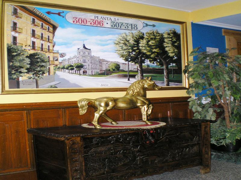 Hotel Mur جاكا المظهر الخارجي الصورة