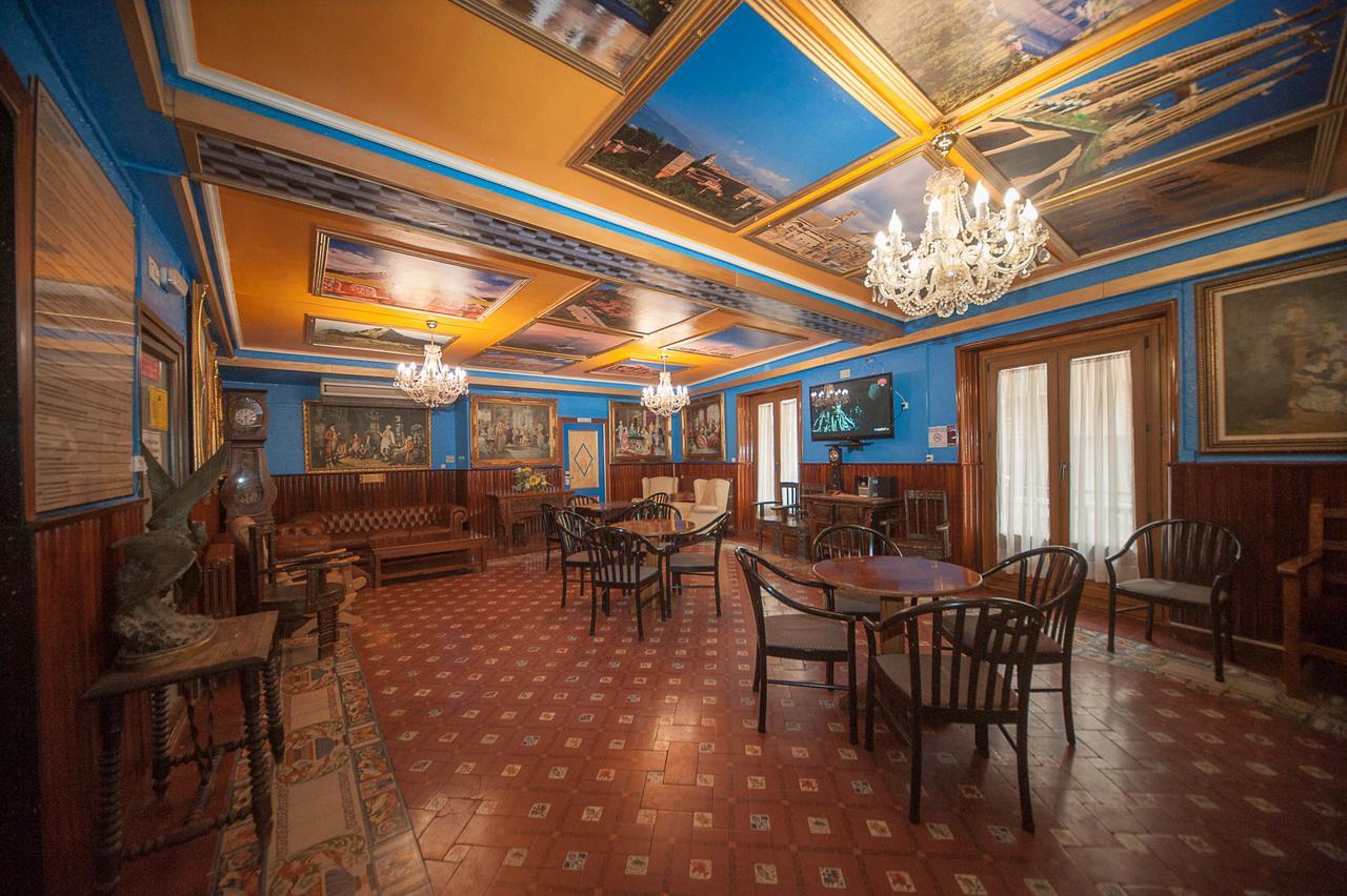 Hotel Mur جاكا المظهر الخارجي الصورة